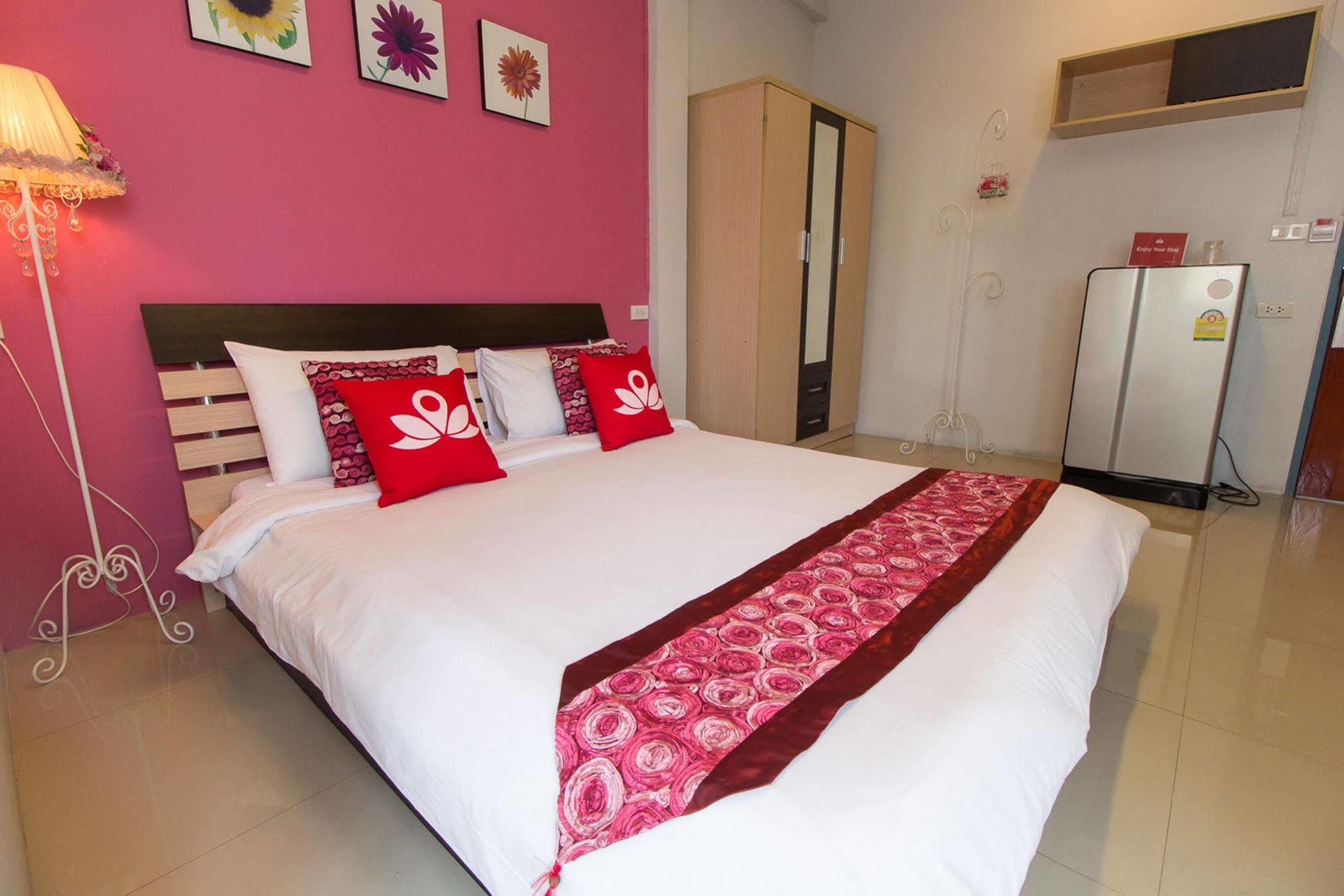Zen Rooms Damrongrak Road Bangkok Eksteriør billede