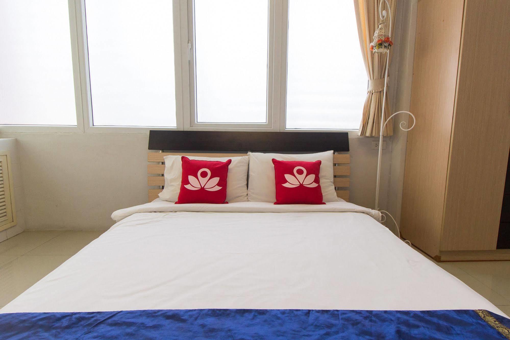 Zen Rooms Damrongrak Road Bangkok Eksteriør billede