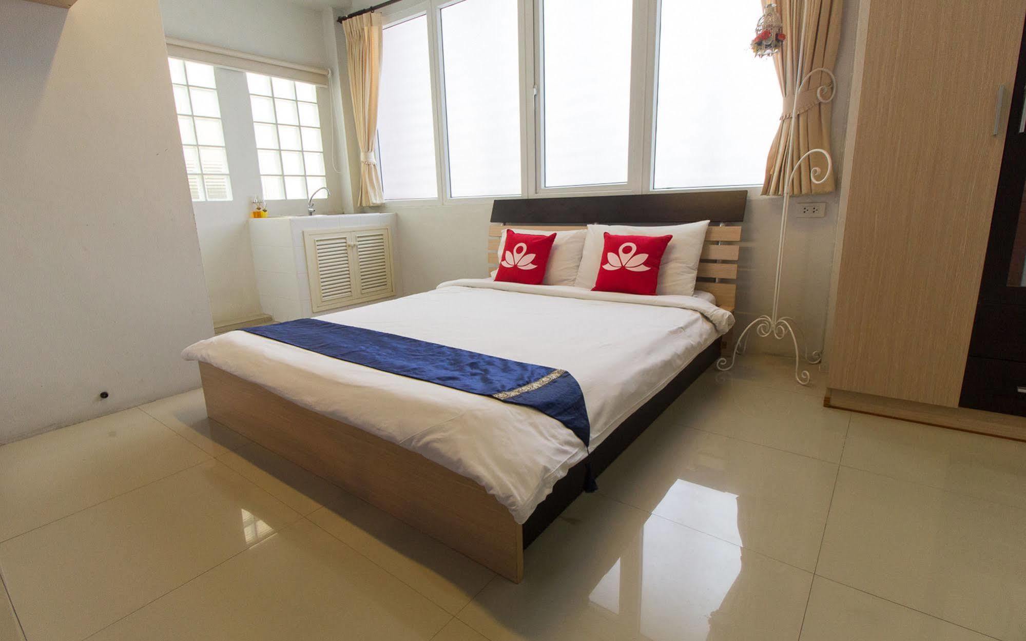 Zen Rooms Damrongrak Road Bangkok Eksteriør billede