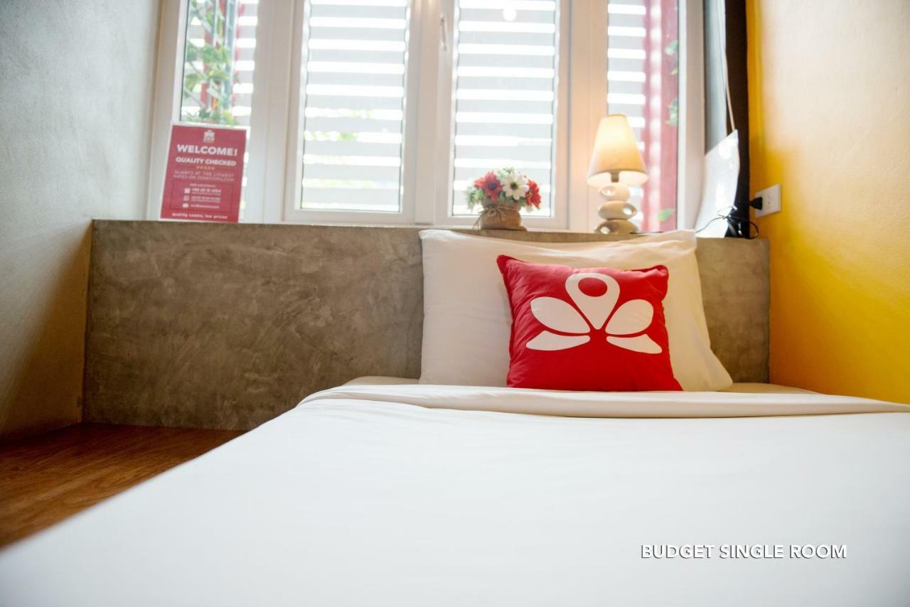 Zen Rooms Damrongrak Road Bangkok Eksteriør billede